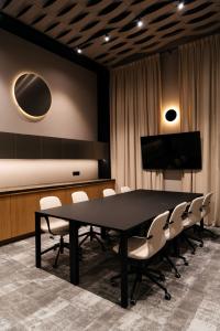 pikseo_sala konferencyjna_stół-minimus-Balma.jpg