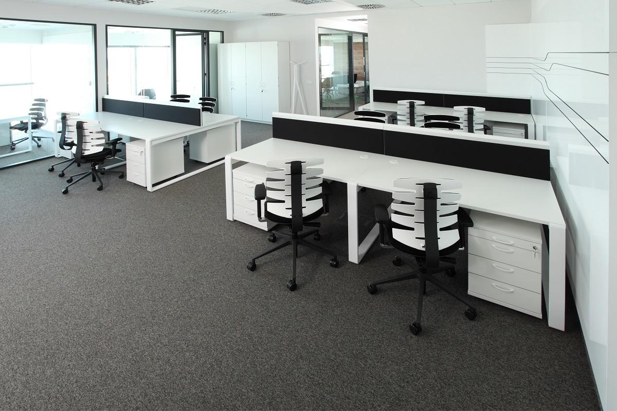 Simplic system of tables and desks